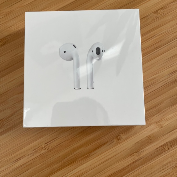 Apple AirPods - Picture 2 of 4